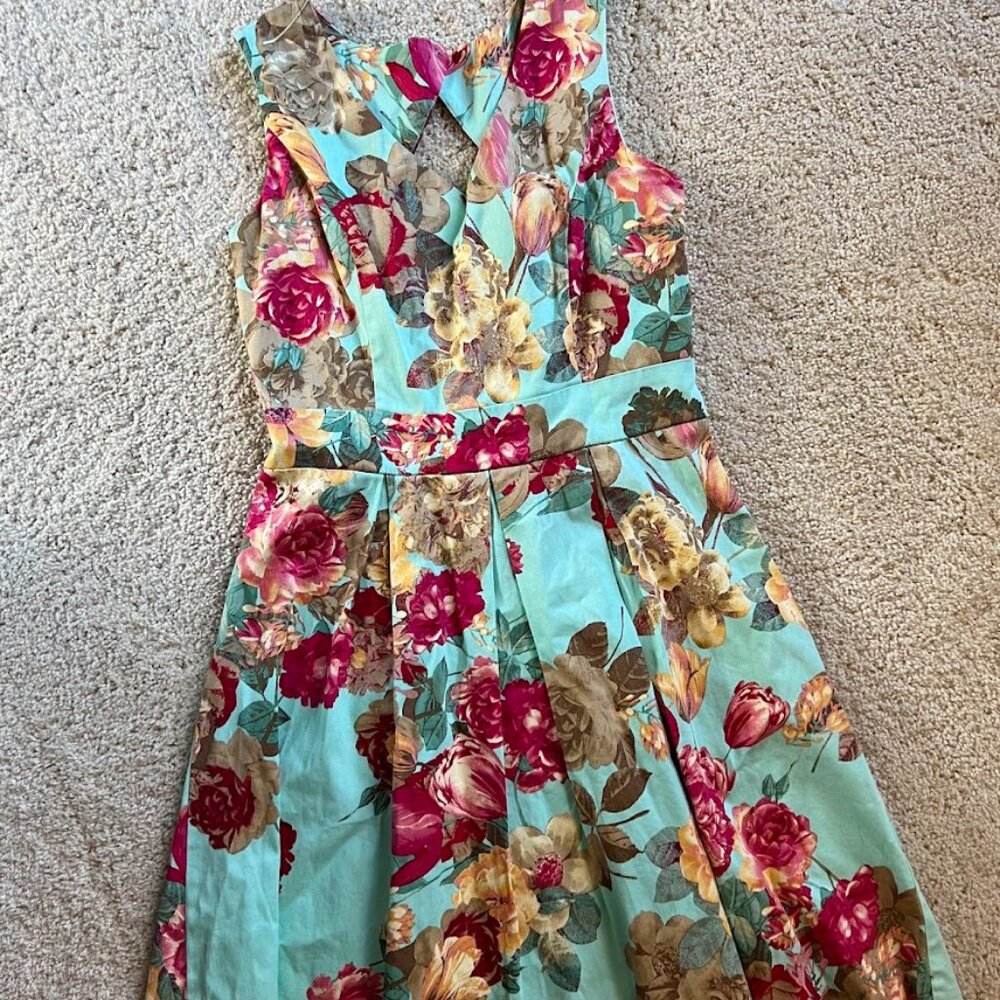 Tiana B Vintage Floral Cocktail Dress - Size 4